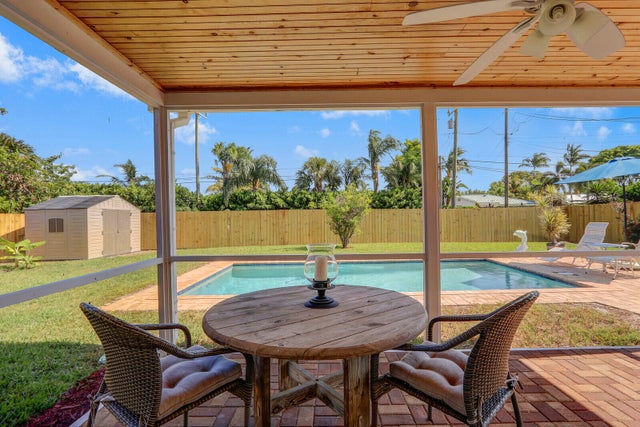 2 of 26 - 372 Franklin Rd, Tequesta, FL