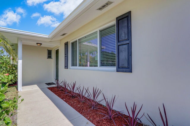3 of 26 - 372 Franklin Rd, Tequesta, FL
