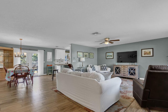 5 of 26 - 372 Franklin Rd, Tequesta, FL