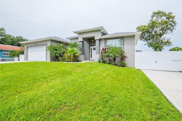 1 of 21 - 5816 Little River Dr, Tampa, FL