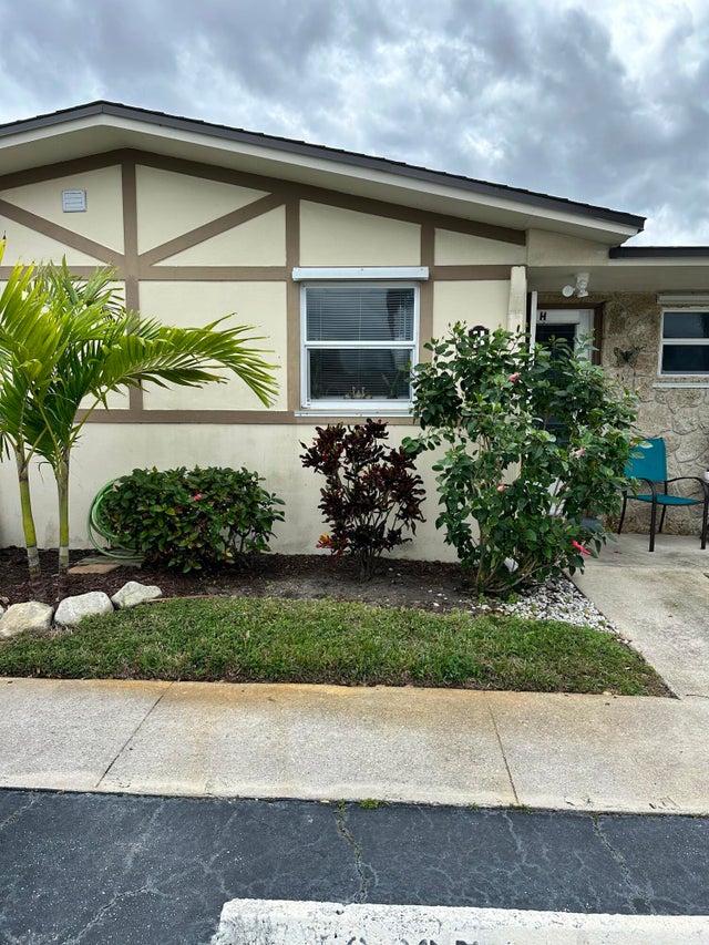 2847 Ashley Drive W #h, West Palm Beach