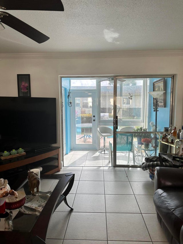 3 of 11 - 2847 Ashley Drive W #h, West Palm Beach, FL