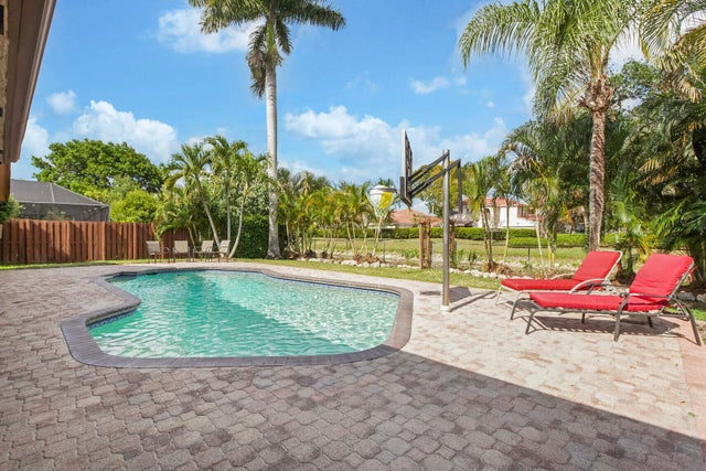 4 of 42 - 650 Nw 48th Avenue, Coconut Creek, FL