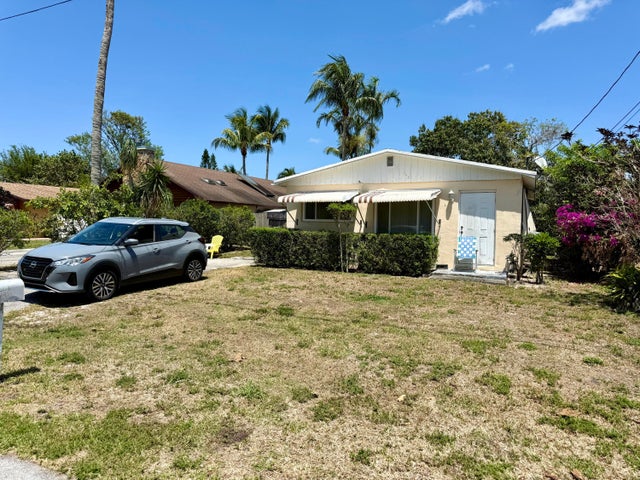 1 of 10 - 3520 Suncrest Road, Lake Worth, FL