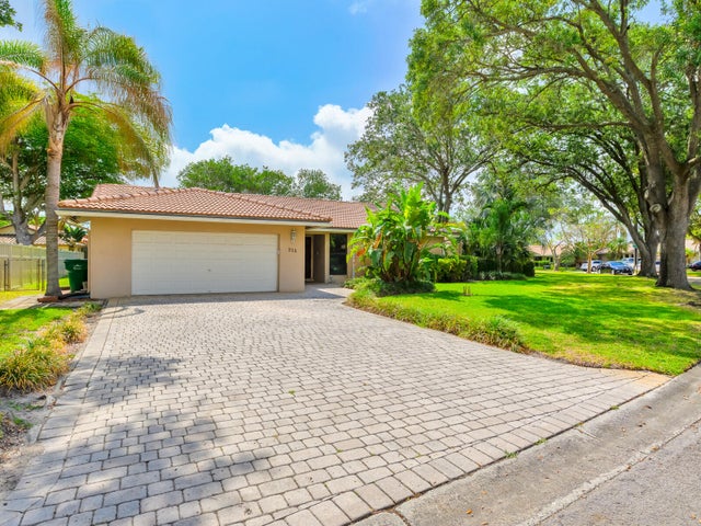 3 of 46 - 215 Nw 86th Terrace, Coral Springs, FL
