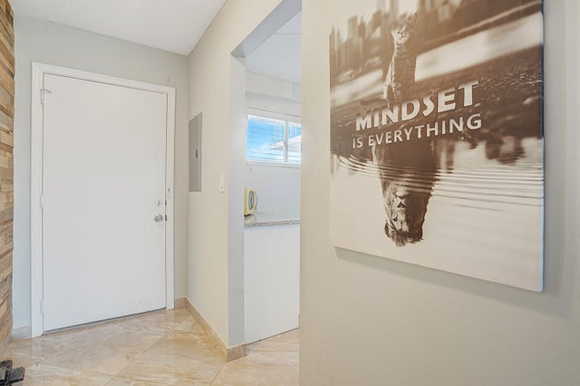 2 of 34 - 2724 N Garden Drive #302, Lake Worth, FL