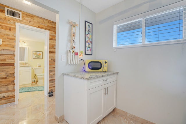 4 of 34 - 2724 N Garden Drive #302, Lake Worth, FL