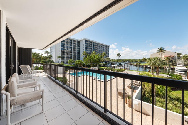 4 of 31 - 4748 S Ocean Boulevard #206, Highland Beach, FL