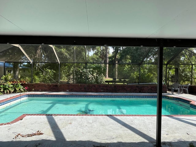 2 of 18 - 203 E Easy Street, Fort Pierce, FL