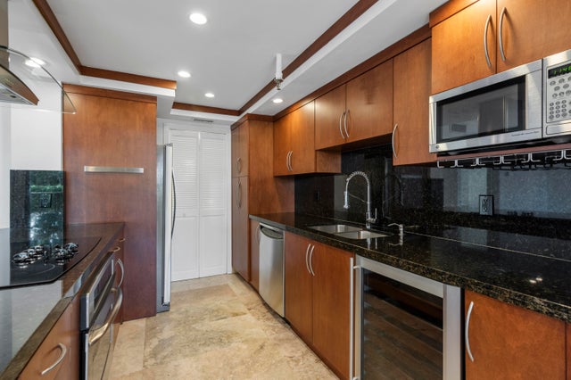 3 of 52 - 859 Jeffery St #111, Boca Raton, FL