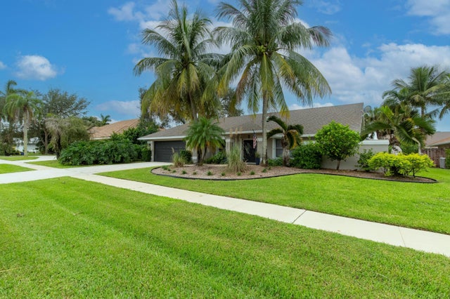 3 of 25 - 1741 Grantham Dr, Wellington, FL