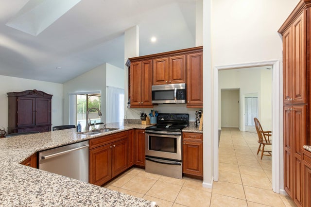 5 of 25 - 1741 Grantham Dr, Wellington, FL