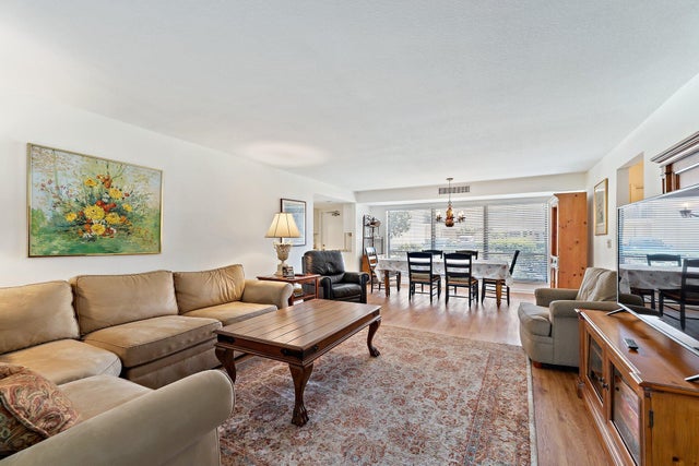 3 of 45 - 22 Se Turtle Creek Drive #b, Jupiter, FL