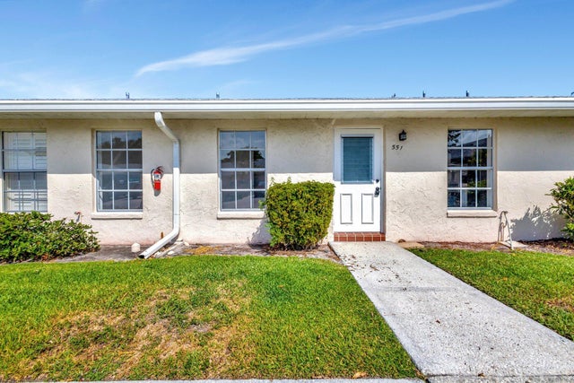 2 of 24 - 551 Covered Bridge Blvd, Lake Worth, FL