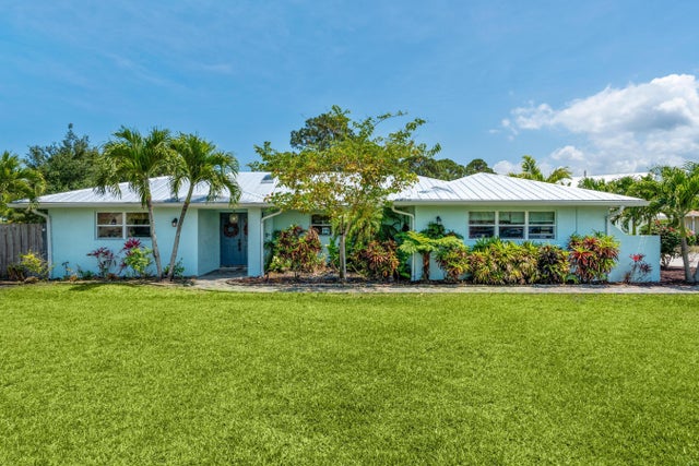 2 of 66 - 2301 Se Gowin Dr, Port Saint Lucie, FL