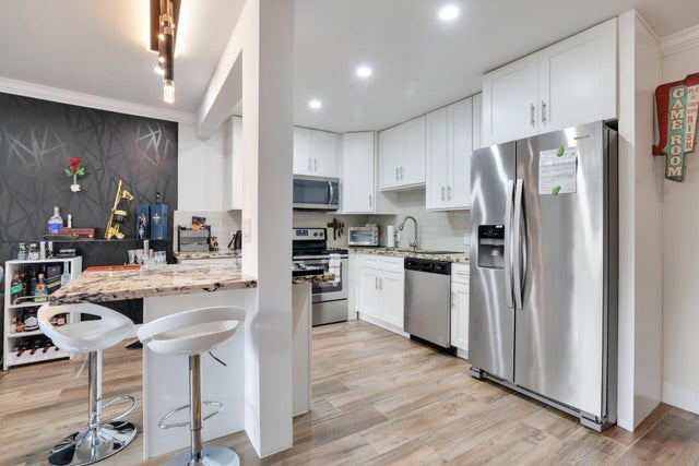 5 of 16 - 266 Coventry #l, West Palm Beach, FL