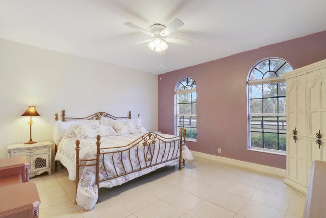 2 of 37 - 13209 Temple Blvd, West Palm Beach, FL