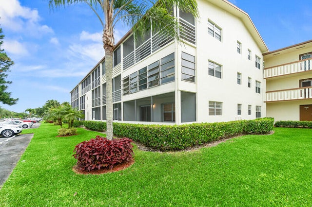 3 of 16 - 556 Mansfield N, Boca Raton, FL