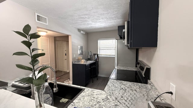3 of 12 - 2925 Sw 22nd Av #2030, Delray Beach, FL