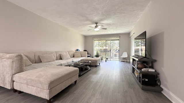 4 of 12 - 2925 Sw 22nd Av #2030, Delray Beach, FL
