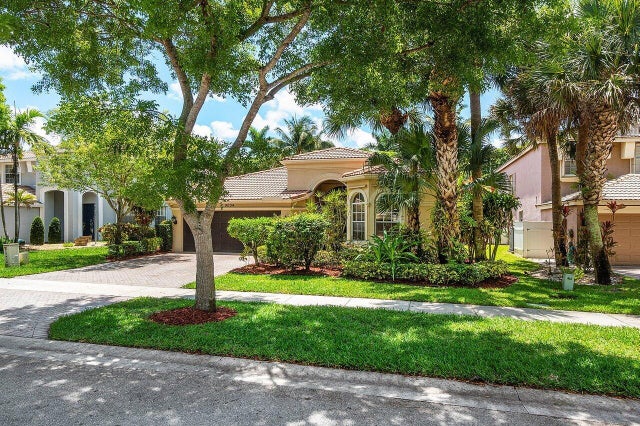 2 of 39 - 9034 Alexandra Cir, Wellington, FL