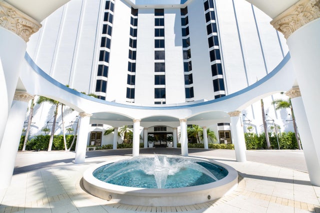 3 of 20 - 3800 Washington Road #1002, West Palm Beach, FL