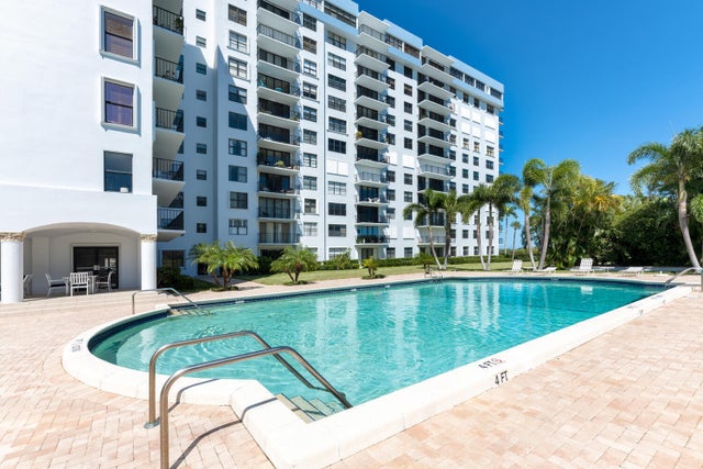 4 of 20 - 3800 Washington Road #1002, West Palm Beach, FL