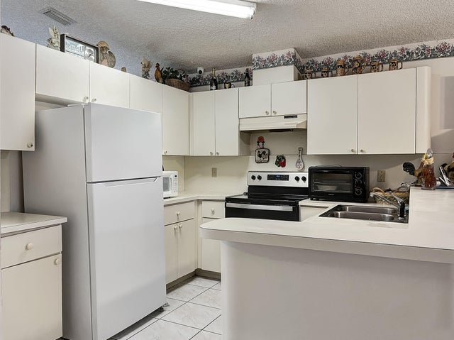 4 of 10 - 13824 Sw 156th Street, Miami, FL