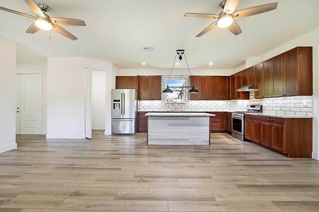 1 of 36 - 2510 Lake Drive N, Boynton Beach, FL