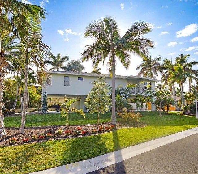 4 of 36 - 2510 Lake Drive N, Boynton Beach, FL