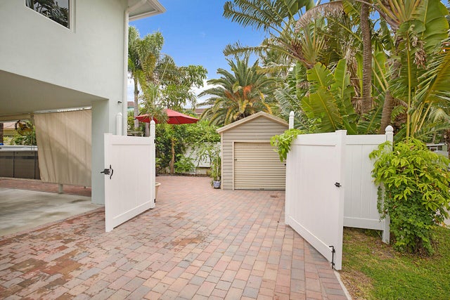 5 of 36 - 2510 Lake Drive N, Boynton Beach, FL
