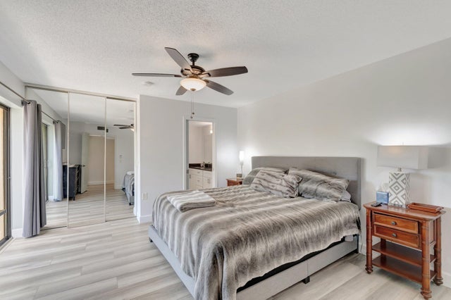 4 of 29 - 7715 77th Way, West Palm Beach, FL