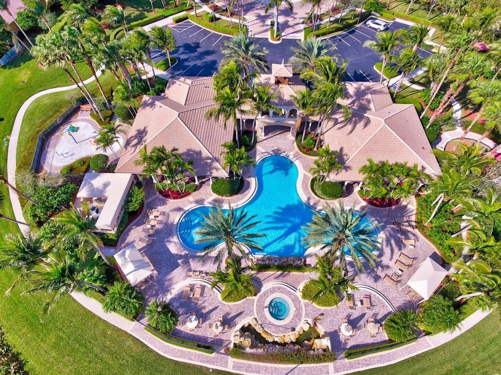 8679 Cobblestone Point Circle, Boynton Beach