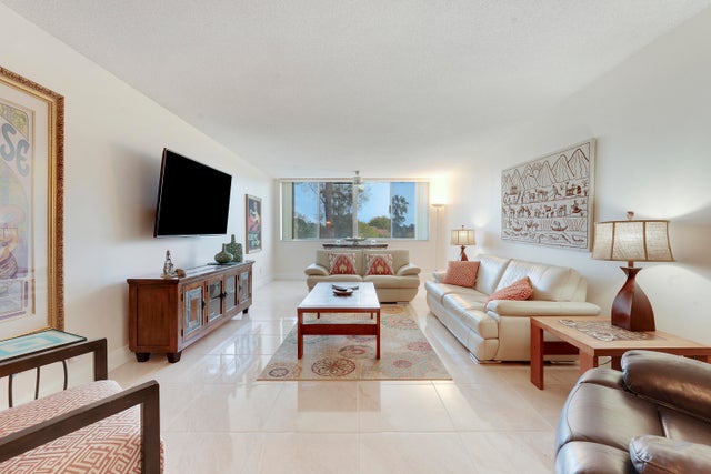 2 of 13 - 6698 10th Avenue N #320, Lake Worth, FL