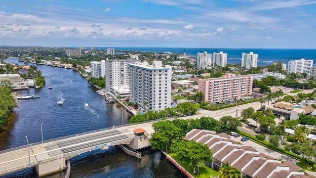 4 of 50 - 1401 N Riverside Dr #502, Pompano Beach, FL