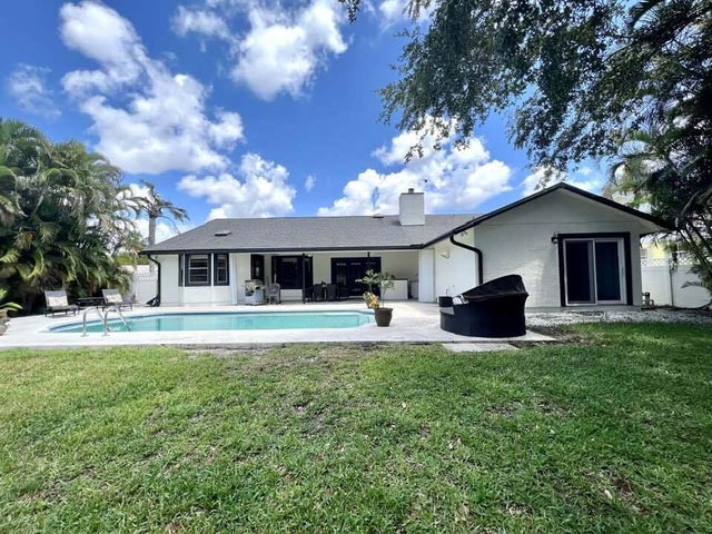 1 of 11 - 1855 Primrose Lane, Wellington, FL