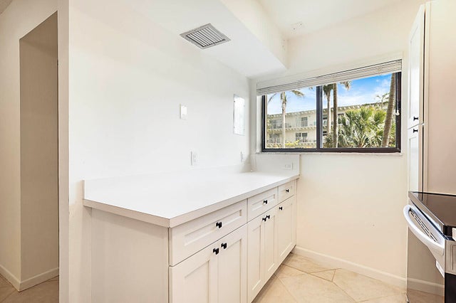 3 of 15 - 3605 S Ocean Boulevard #124, South Palm Beach, FL