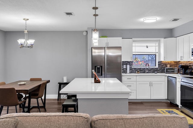 4 of 34 - 398 Se Husted Ter, Port Saint Lucie, FL