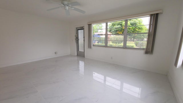 3 of 51 - 405 Windsor R, West Palm Beach, FL