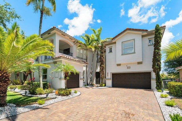 1 of 60 - 682 Cresta Circle, West Palm Beach, FL