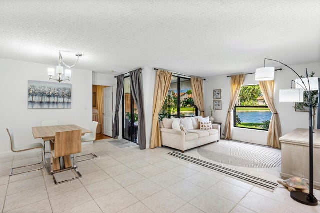 5 of 36 - 8609 Boca Glades Boulevard W #a, Boca Raton, FL