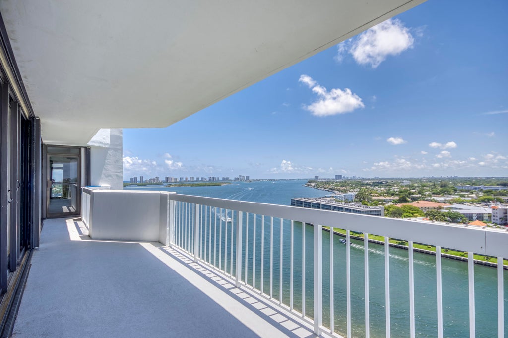 123 Lakeshore Dr #1644, North Palm Beach