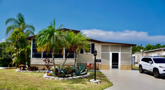 1 of 32 - 4735 Se Dogwood Ter, Stuart, FL
