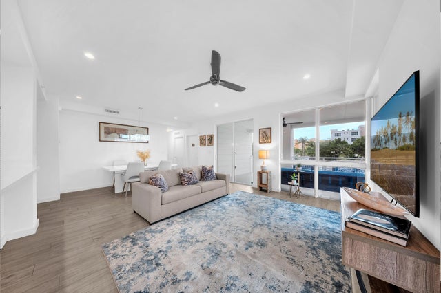 3 of 40 - 51 Se 19th Avenue #303, Deerfield Beach, FL