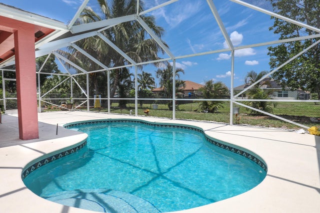 1 of 49 - 771 Sw Estate Av, Port Saint Lucie, FL