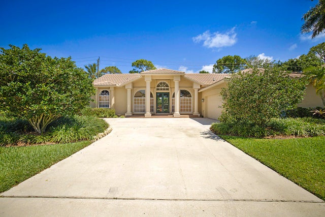 1 of 45 - 227 Shorewood Way, Jupiter, FL