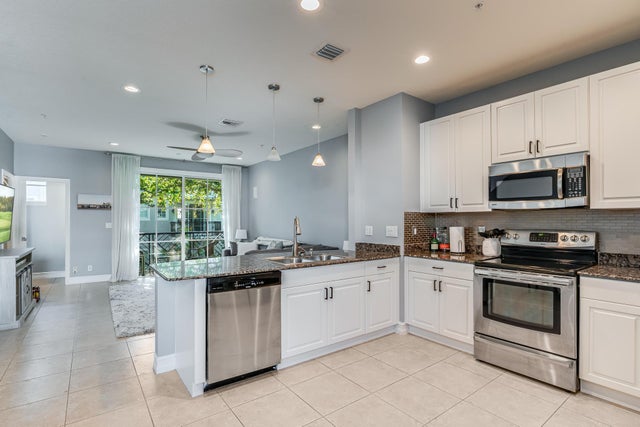 5 of 27 - 75 Atlantic Grove Wy, Delray Beach, FL