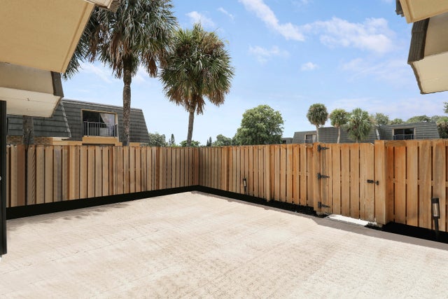 4 of 59 - 1012 10th Wy, West Palm Beach, FL