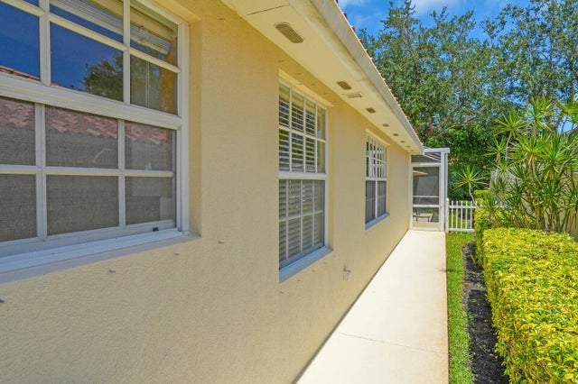 4 of 32 - 2503 Sw Parkside Drive, Palm City, FL