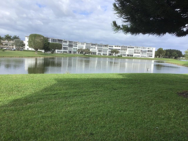 1 of 51 - 1036 Hythe B #b, Boca Raton, FL